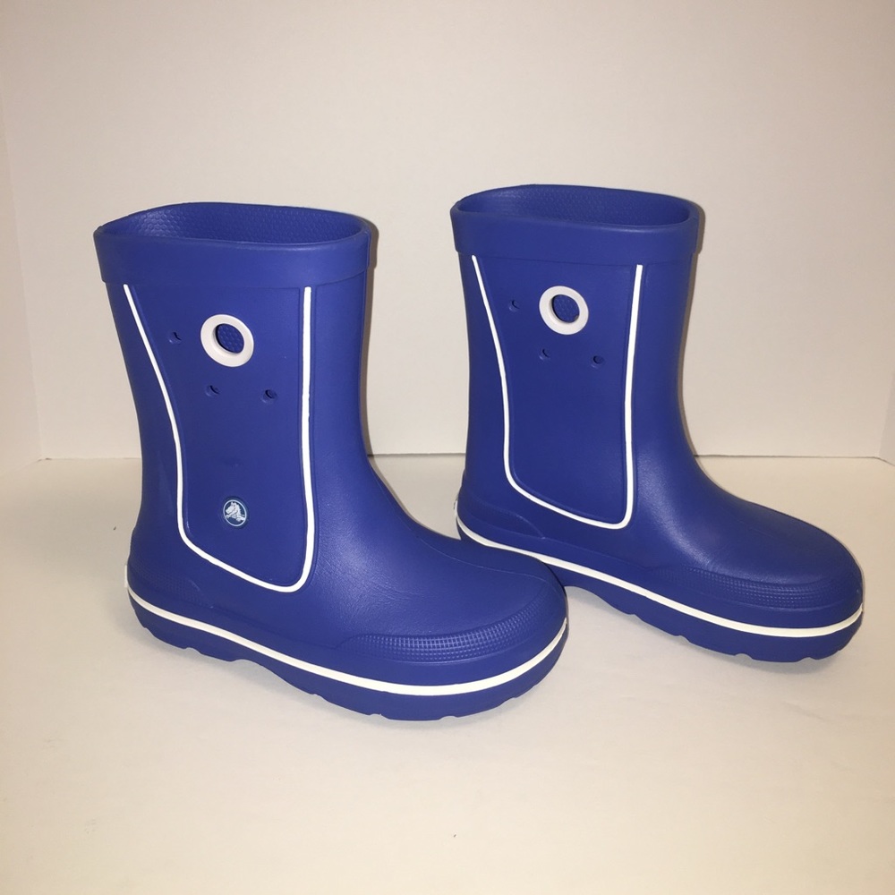 CROCS Rain Boots-EUC Size 3- unisex color and size
